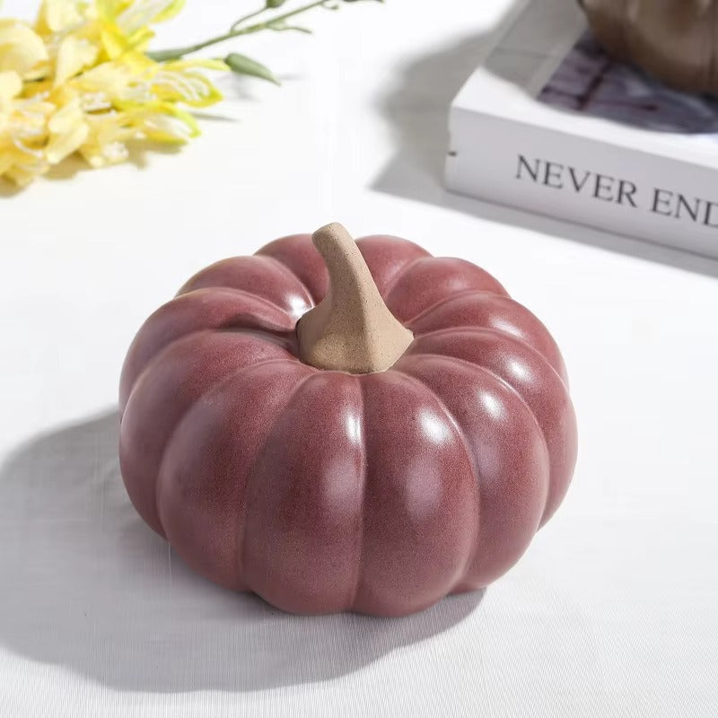 Wholesale Cheap Creative Matte Ceramic Pumpkin Ornaments for Hallowmas Home Decoration